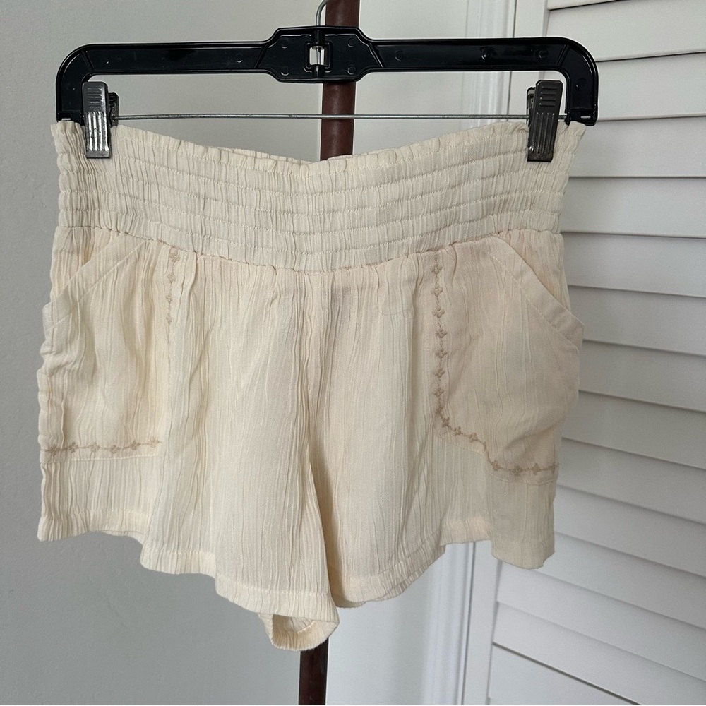 Prana Short, Color Vanilla Cream, Size Small